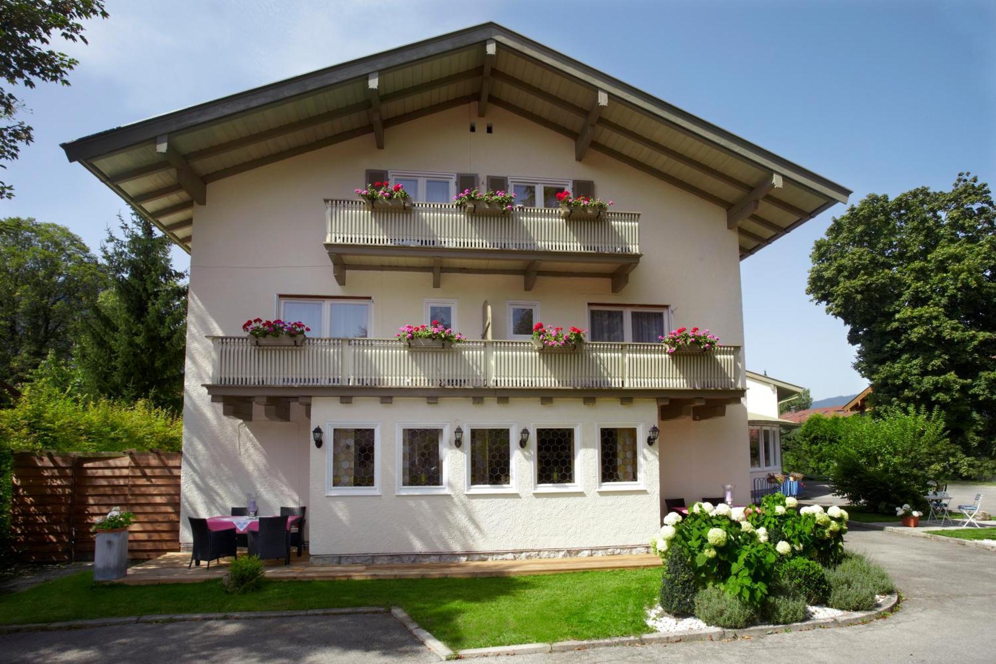 Hotel Berlin Tegernsee ร็อทท์อาค-เอเกิร์น ภายนอก รูปภาพ